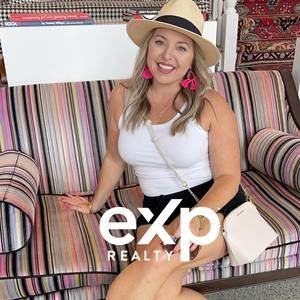 Meet your Posher, Stephanie